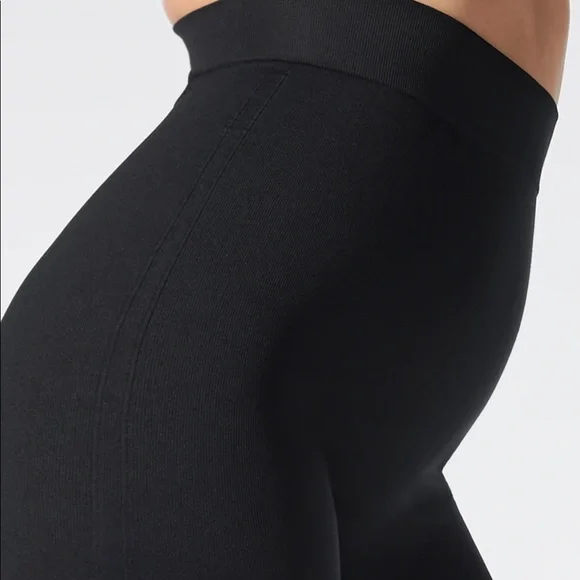 BLANQI HIGHWAIST POSTPARTUM SUPPORT LEGGINGS - Picture 5 of 7